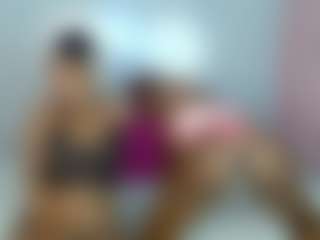 Barbiecharm's Live Sex Cam Show