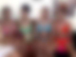 Barbiecharm's Live Sex Cam Show