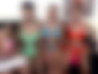 Barbiecharm's Live Sex Cam Show