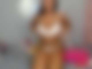 Barbiecharm's Live Sex Cam Show