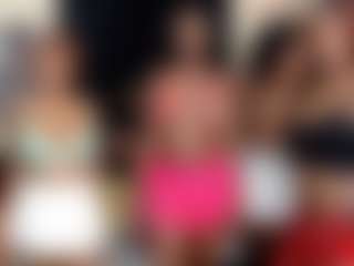 Barbiecharm's Live Sex Cam Show