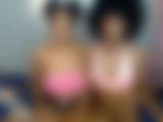 Barbiecharm's Live Sex Cam Show