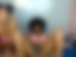 Live cam show with Barbiecharm - Small Tits on livesuperchat.net