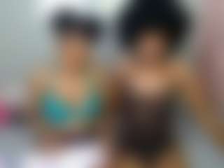 Live cam show with Barbiecharm - Strip on Chatstar