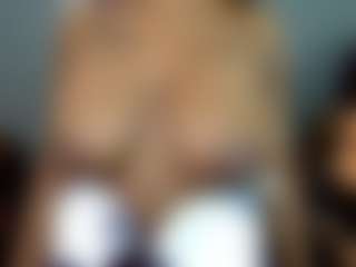Barbiecharm's Live Sex Cam Show