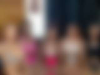 Barbiecharm's Live Sex Cam Show