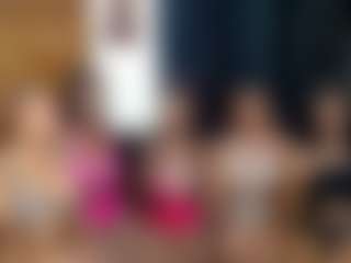 Barbiecharm's Live Sex Cam Show