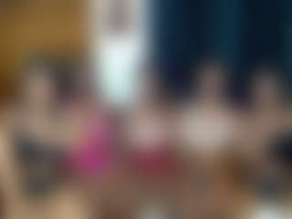 Barbiecharm's Live Sex Cam Show