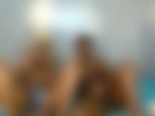 Live cam show with Barbiecharm - Ass Bouncing on Soda Cam