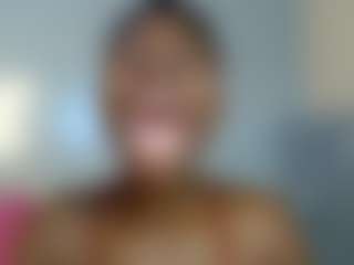 Live cam show with Barbiecharm - Tease Ebony on Camsoda