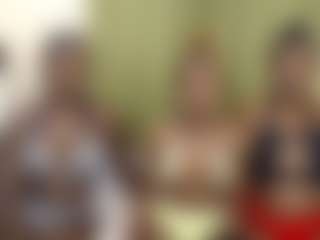 Barbiecharm's Live Sex Cam Show