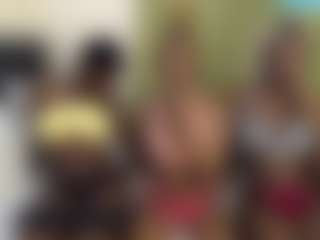 Live cam show with Barbiecharm - Oil on Mixed Magazine Live