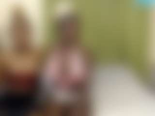 Live cam show with Barbiecharm - Young Adult on Stripli.com