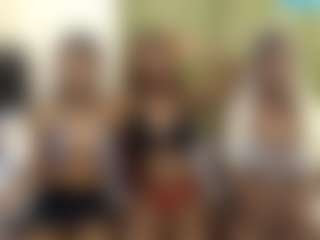 Barbiecharm's Live Sex Cam Show