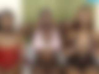 Barbiecharm's Live Sex Cam Show
