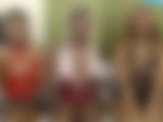 Barbiecharm's Live Sex Cam Show