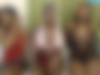 Barbiecharm's Live Sex Cam Show