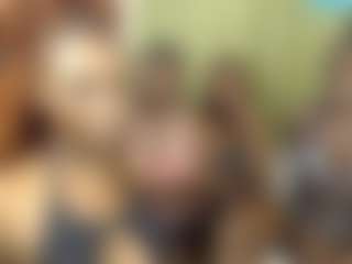 Barbiecharm's Live Sex Cam Show