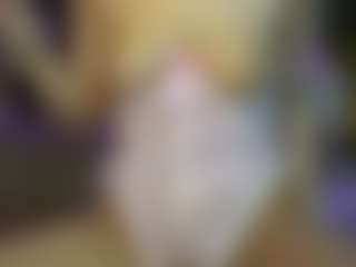 Live cam show with CarolinaPetra - Athletic on TastyBlacksLive