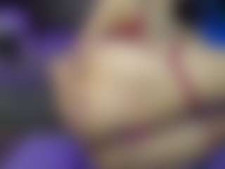Live cam show with CarolinaPetra - Girly on CamClone