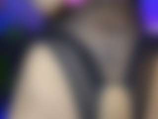 Live cam show with CarolinaPetra - Tittyfuck on liverealitysex.com