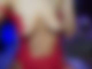 Live cam show with CarolinaPetra - Tittyfuck on fapnchat