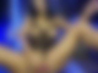 Live cam show with CarolinaPetra - Tittyfuck on Fling VIP Chat