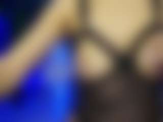 Live cam show with CarolinaPetra - Handjob on Camsoda