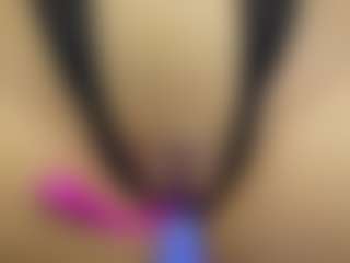 Live cam show with CarolinaPetra - Flashing on CamClone