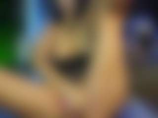 Live cam show with CarolinaPetra - Tittyfuck on Camsoda