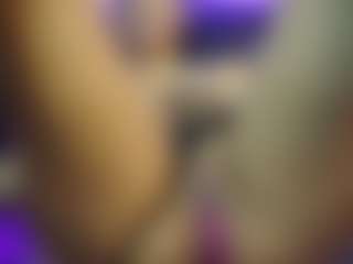 Live cam show with CarolinaPetra - Camel Toe on Mixed Magazine Live