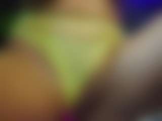 Live cam show with CarolinaPetra - Natural on Camsoda