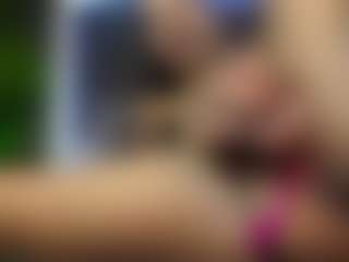 Live cam show with CarolinaPetra - Tittyfuck on Camsoda