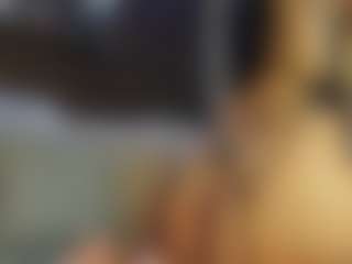 Live cam show with CarolinaPetra - Girly on StripNow