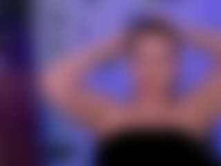Live cam show with monica-xcx - Cute on Camiplay Live