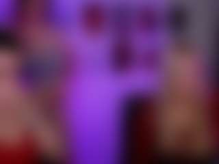 Live cam show with monica-xcx - Flashing on AdultVida.com