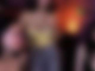 Live cam show with monica-xcx - Striptease Granny on xDating