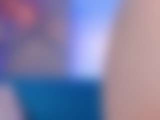 Live cam show with TiffanyHoustton - Petite MILF on Free Soda