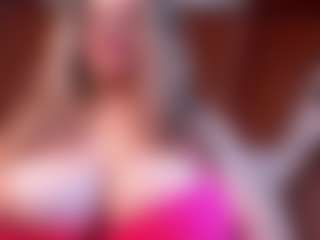 Live cam show with TiffanyHoustton - Spank Blonde Hair on xxxlivecams.org