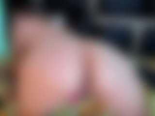 Live cam show with TiffanyHoustton - Blonde Hair Amateur on makecum.org