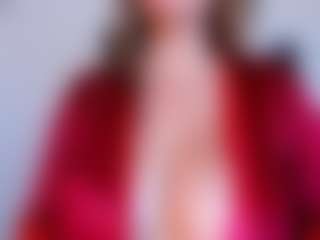 Live cam show with TiffanyHoustton - Blonde Hair on Stripli.com