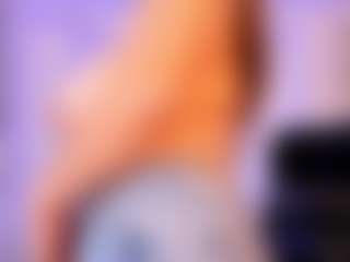 Live cam show with TiffanyHoustton - Blonde Hair MILF on sexytreat.net