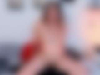 TiffanyHoustton MILF webcam performer live streaming