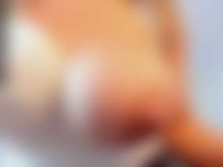 Live cam show with TiffanyHoustton - Flashing on livesuperchat.net