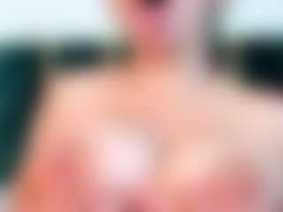 Live cam show with TiffanyHoustton - Amateur on Camsoda