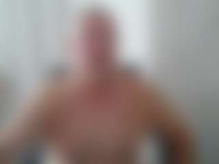 aarosteev2's Live Sex Cam Show