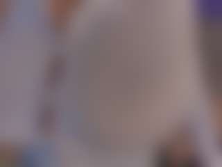 Evaa's Live Sex Cam Show