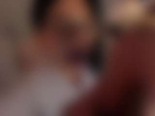 Evaa's Live Sex Cam Show