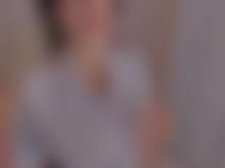 Live cam show with Evaa - Cute on chickslive.net