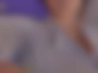 Evaa's Live Sex Cam Show